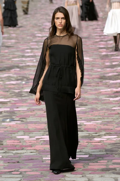Look 44
